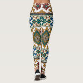 Legging ontwerp geïnspireerd door het Servische ta (Achterkant)