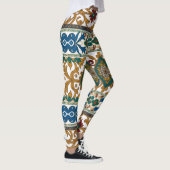 Legging ontwerp geïnspireerd door het Servische ta (Rechts)