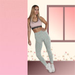 Leggings bloemen en enveloppen<br><div class="desc">Maak kennis met onze verbluffende leggings met een bloeiend patroon, ideaal om een beetje elegantie aan elke outfit toe te voegen. Deze leggings zijn gemaakt van hoogwaardig, stretchy materiaal en bieden ultieme comfort en een vleiend design. Het prachtige bloemontwerp is oogkweek en vrouwelijk, waardoor ze perfect zijn voor zowel casual...</div>