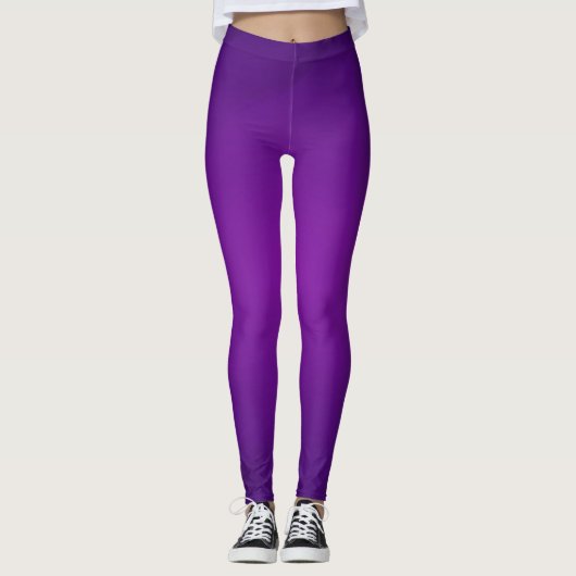 Leggings in het paarse meetbereik/polyester. (Voorkant)