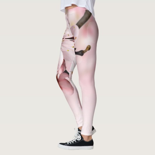 leggings maken moderne zwarte haarstaartfoto (Links)