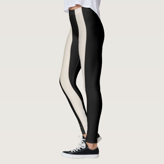 Leggings met zwarte en witte streep (Links)