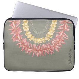Lei Day door Wander met Aloha Laptop Sleeve