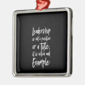 leiderschap is een voorbeeld metalen ornament (Links)