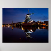 Leidschendam windmill with reflection at night poster (Voorkant)