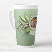 Lelies van de vallei Gepersonaliseerde Familie Fot Latte Mok (Linkerhoek)