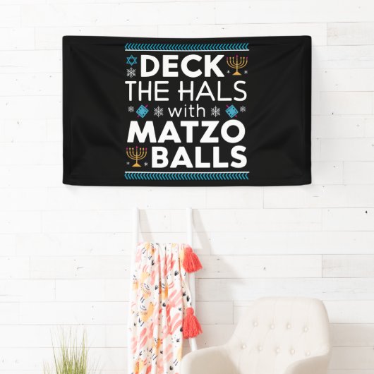 Lelijke Chanoeka Deck Hall met Matzo Ball Chanoeka Spandoek (Insitu)