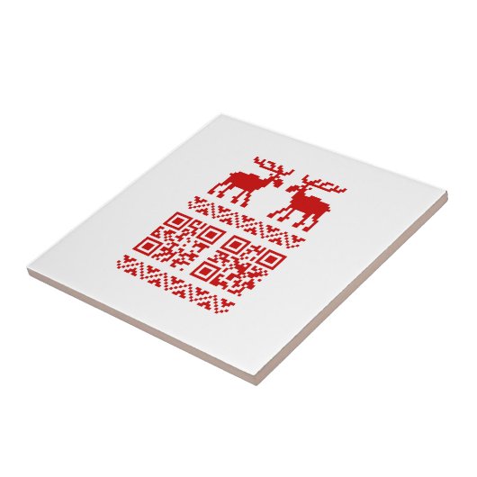 Lelijke kerstkeuken QR Code Happy Nieuwjaar! Tegeltje (Zijkant)