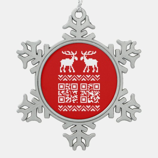 Lelijke kerstkeuken QR Code Happy Nieuwjaar! Tin Sneeuwvlok Ornament (Voorkant)