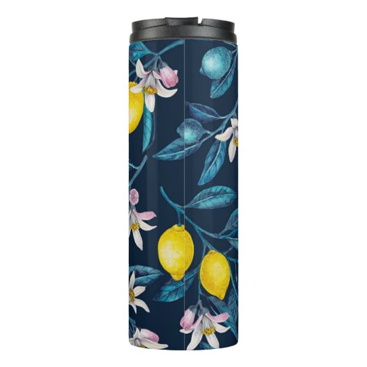 Lemon branches with blossoms and fruit on blue thermosbeker (Achterkant)