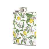 Lemon branches with blossoms and fruit on white heupfles (Links)