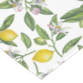 Lemon branches with blossoms and fruit on white tafelkleed (Gekanteld)