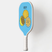 Lemon cartoon illustratie pickleball paddle (Links)