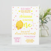 Lemon, citroenmeisje, eerste verjaardag uitnodigin kaart (Staand voorkant)