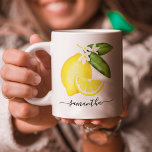 Lemon Citrus Monogram Koffiemok<br><div class="desc">Dit ontwerp kenmerkt een waterverf citroen met monogram.</div>