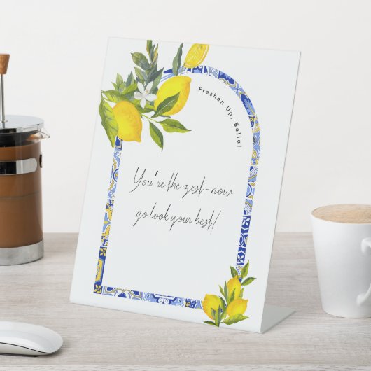 Lemon Mediterranean Bridal Shower Bathroom Sign Reclamebord Met Voetstuk (Insitu)