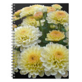 Lemon Meringue Chrysanthemums Notitieboek (Voorkant)