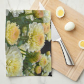 Lemon Meringue Chrysanthemums Theedoek (Quarter Fold)