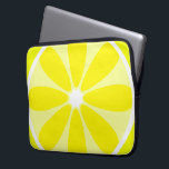 Lemon Slice Neopree Electronics Bag Laptop Sleeve<br><div class="desc">Een elektronicazak met een overmaatse illustratie van een citroenplak.</div>
