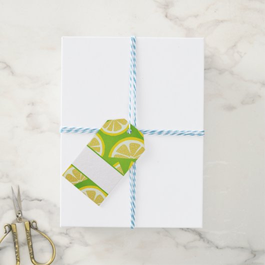 Lemon Slices on Lime Green Background Cadeaulabel (Met Touw)