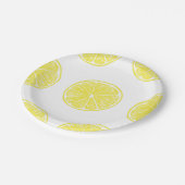 Lemon snijdt patroonontwerp af papieren bordje (Gekanteld)