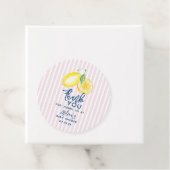 Lemon Yellow Retro Modern Baby shower Dank u Bedankjes Labels (In situ)