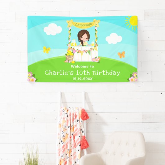 Lemonade Bruin Haar Meisje Verjaardag Welkom Spandoek (Insitu)