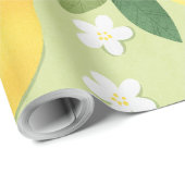 Lemons ans White Flowers on Green Background Cadeaupapier (Rol Hoek)