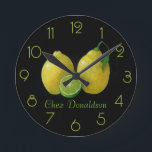 Lemons die nog steeds leven op Canvas schilderend  Ronde Klok<br><div class="desc">Klaar om aan uw specificaties te worden aangepast. Olie op Canvas door Jan Sinclair. Meer zien hier... </div>