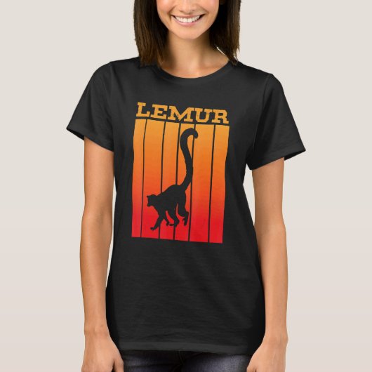 Lemur Shadow Silhouette At Sunset T-shirt (Voorkant)
