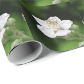  lende witte frambozenbloemfotografie cadeaupapier (Rol Hoek)