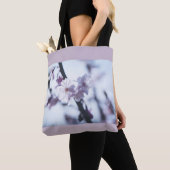 Lentbloeiende boom tote bag (Dichtbij)