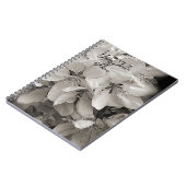 Lentbloem in zwart-wit notitieboek (Linkerzijde)