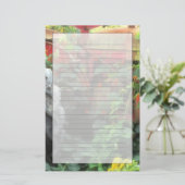 Lentbloemen en een oude tractor. briefpapier (Staand voorkant)