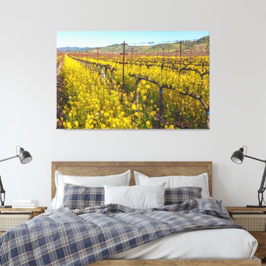 Lente bij Vineyard Canvas Afdruk (Insitu (Slaapkamer))