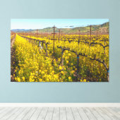 Lente bij Vineyard Canvas Afdruk (Insitu (Houten vloer))
