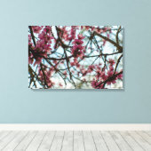 Lente bloemen aan een boom canvas afdruk (Insitu (Houten vloer))