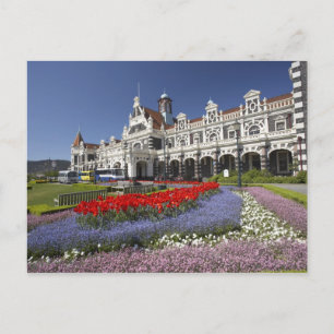 Lente bloemen en historisch station, briefkaart