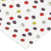 Lente bloemen op wit tafelkleed (Gekanteld)