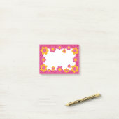 Lente bloemen, roze geruite patroon meisje gelukki post-it® notes (Op bureau)