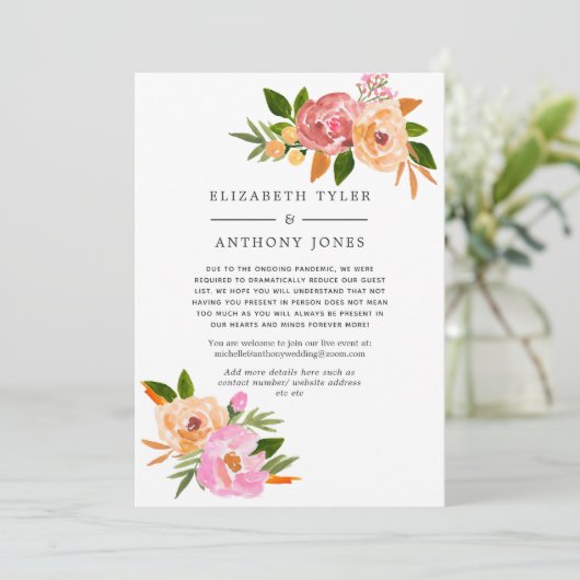 Lente bruiloft Floral Verminderde gastenlijst Aankondiging (Staand voorkant)