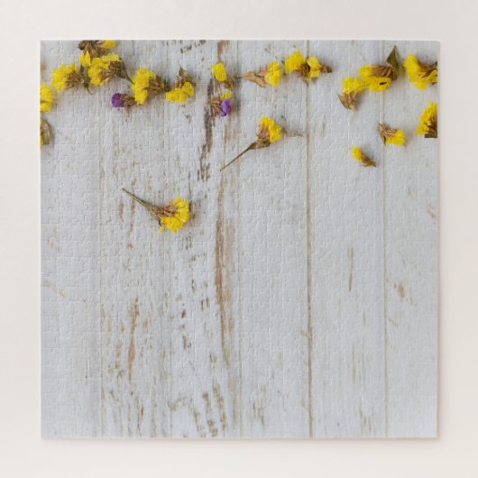 Lente gele bloemen, witte plank decor. legpuzzel (Verticaal)