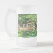 Lente groene reflecties matglas bierpul (Links)