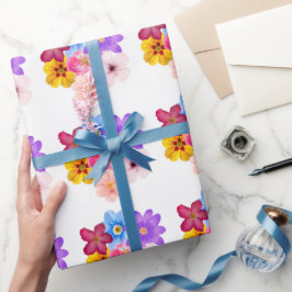 Lente Harmonie - Gemengd Watercolor Bloemenboeket Cadeaupapier