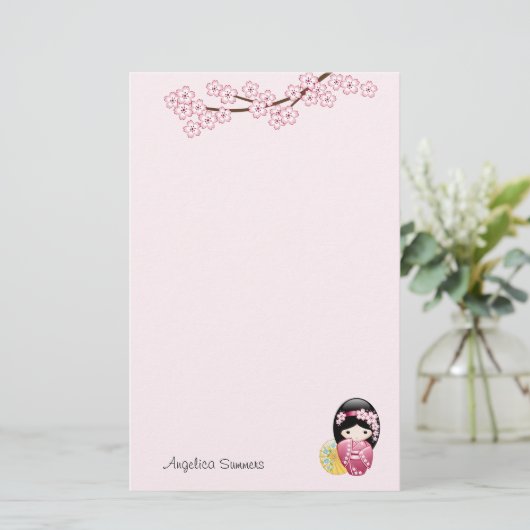 Lente Kokeshi Doll Leuke Geisha Meisje Roze Briefpapier (Staand voorkant)