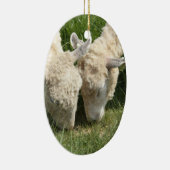 Lente/Pasen: Twee lammeren hetzelfde gras, één voo Keramisch Ornament (Rechts)