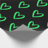 Lentegroen op zwarte handgetekende harten cadeaupapier (Hoek)