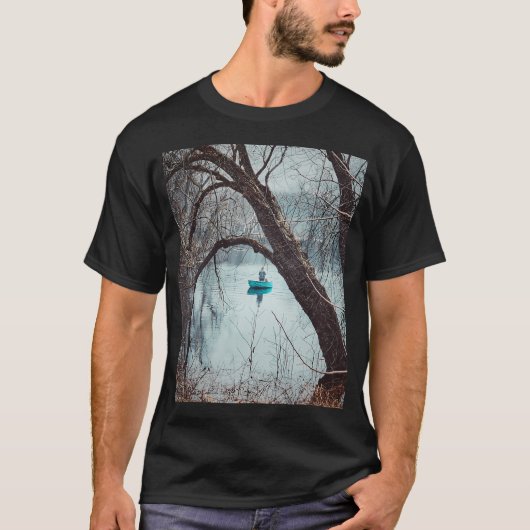 Lentereenzaamheid op de rivier t-shirt (Voorkant)