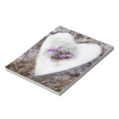 Lentescrocus op sneeuwhartfoto notitieblok (Linkerzijde)