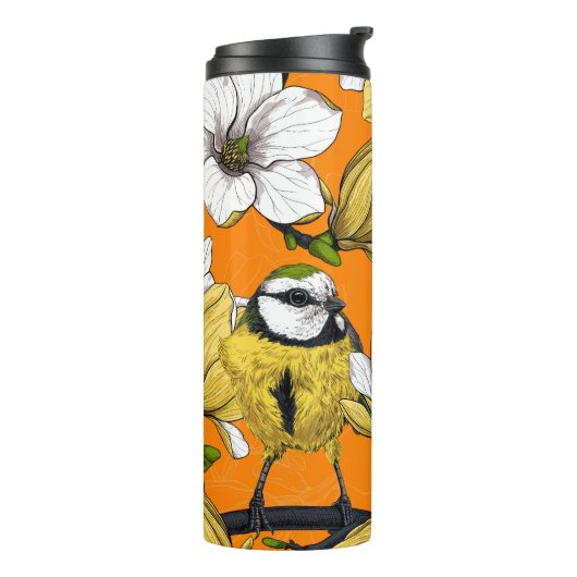 Lentetijd in geel thermosbeker (Gedraaid links)